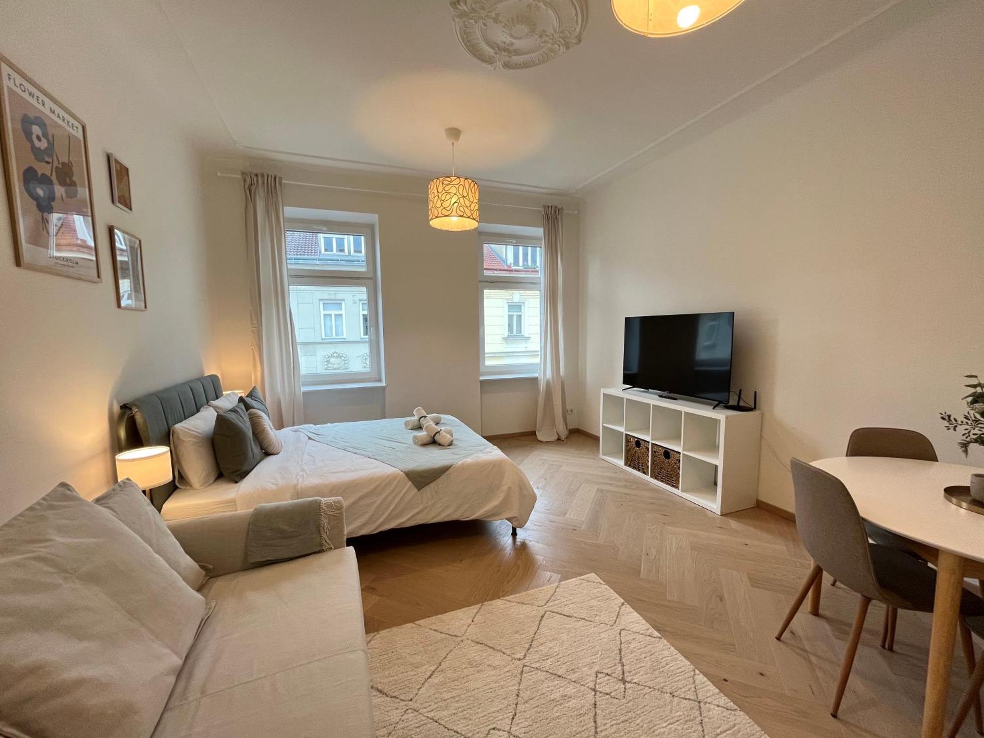 Luxurious One Room Apartment Near Schoenbrunn Palace Bécs Kültér fotó